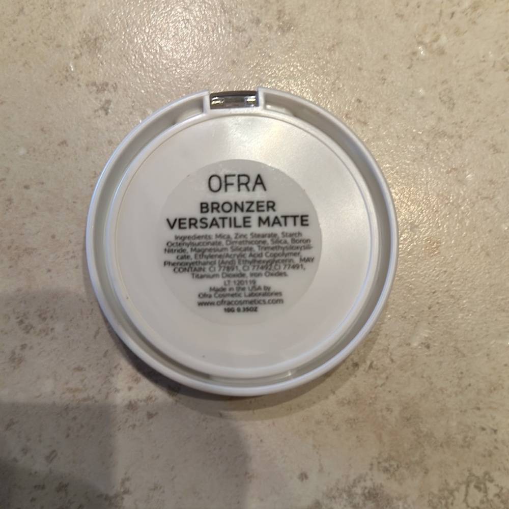 OFRA Bronzer Versatile Matte - Picture 3 of 3